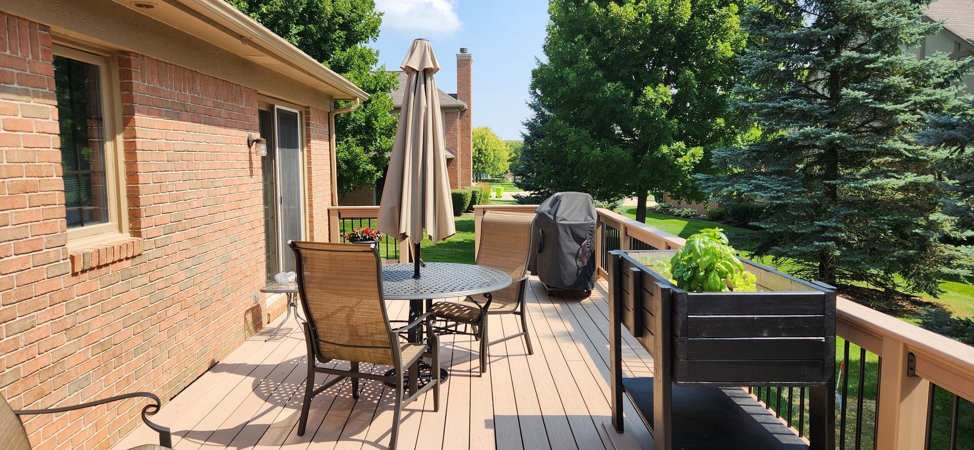 Finished deck living area